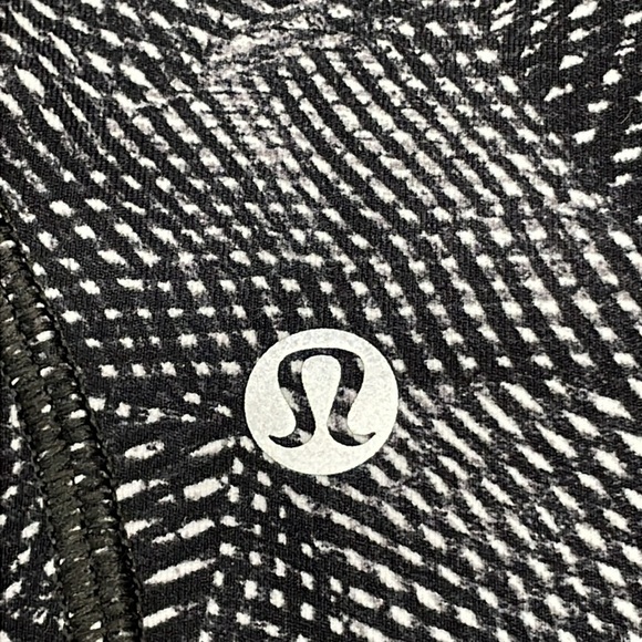 Lululemon Time To Sweat Crop Free Spirit Alpine White Black 8 - Picture 14 of 16